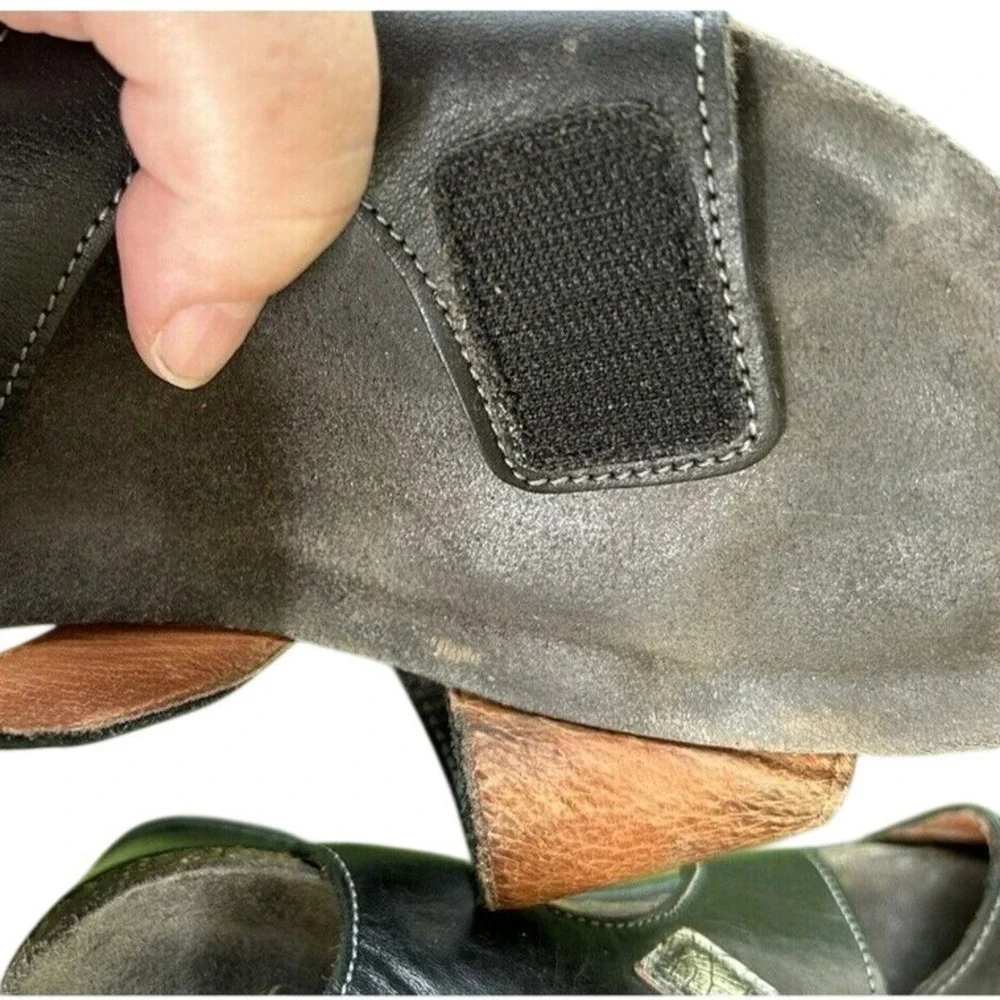 Taos Footwear great pre